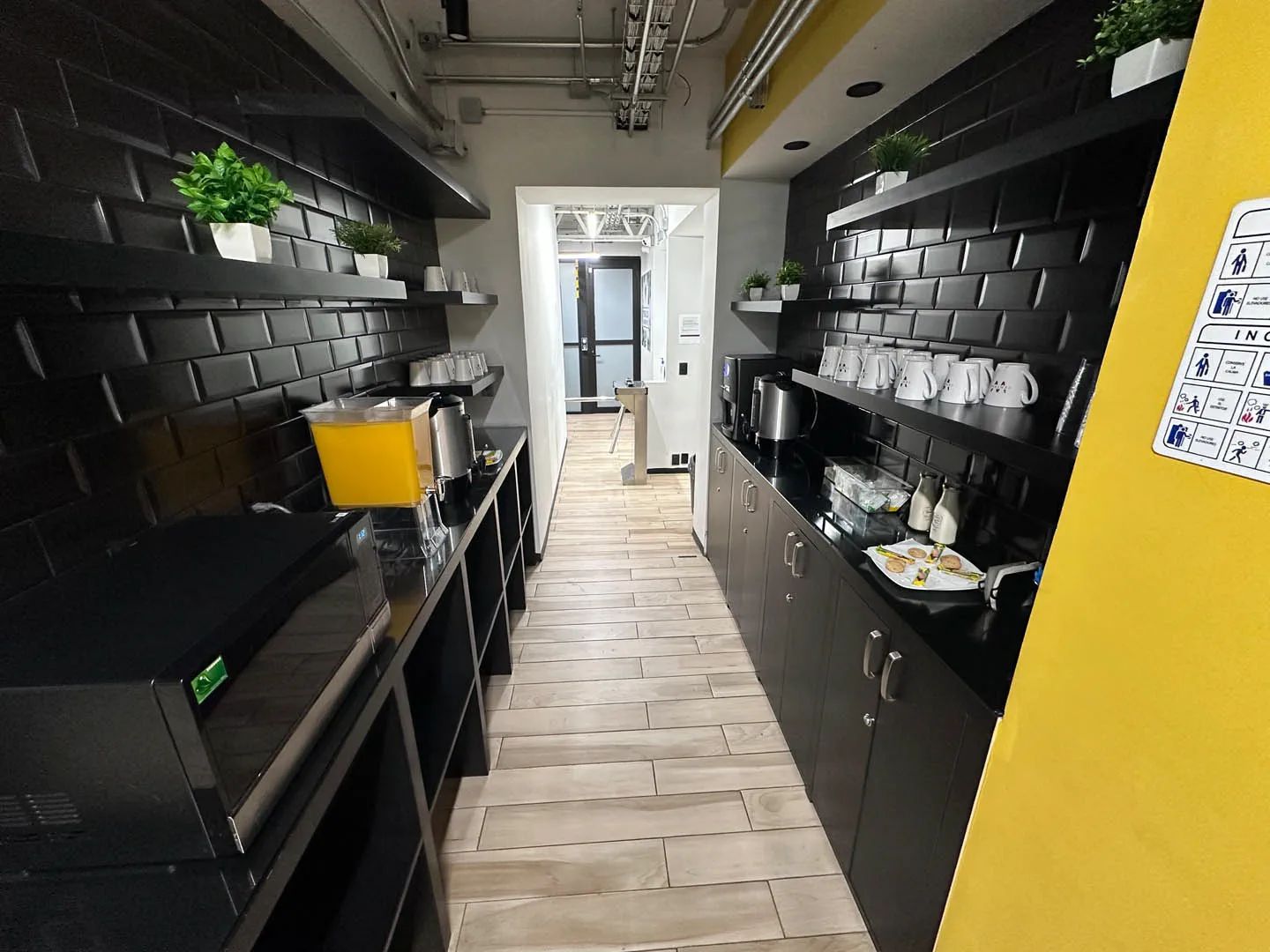 Oficinas-equipadas-Delvalle-10