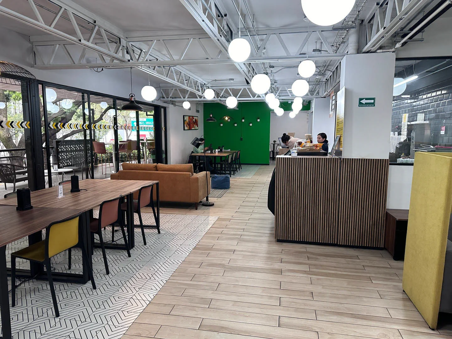Oficinas-equipadas-Delvalle-12