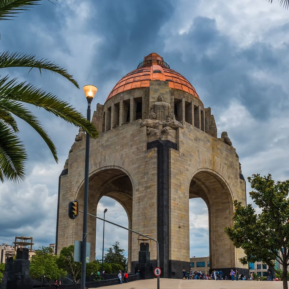 monumento central w coworking